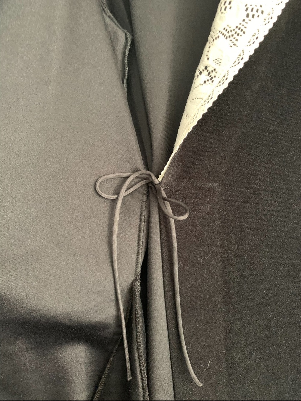 Vanity Fair Robe - Picture 9 of 10